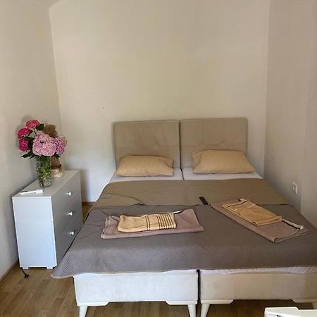 Apartman Grujicic 1 Budva Eksteriør billede